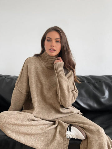 Dam loungeset i stickat – 2-delat set – Oversize tröja och vida byxor