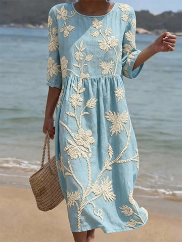 Dam Midi Klänning – Broderad Blommig – Rund Halsringning – Sommar
