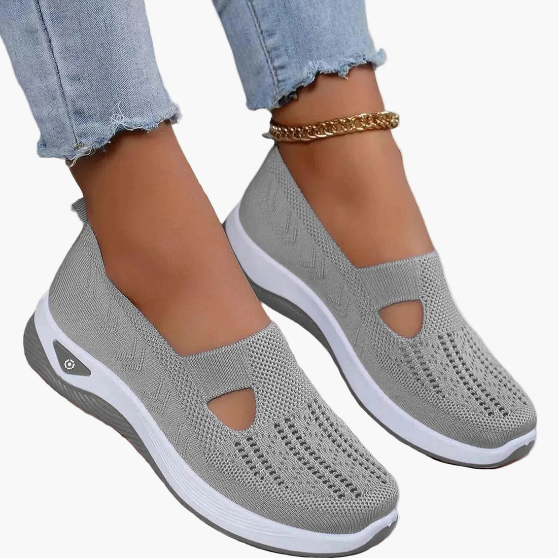Dam Sneakers Slip-on – Stickad Ovandel – Utskurna Detaljer – Vardagsskor