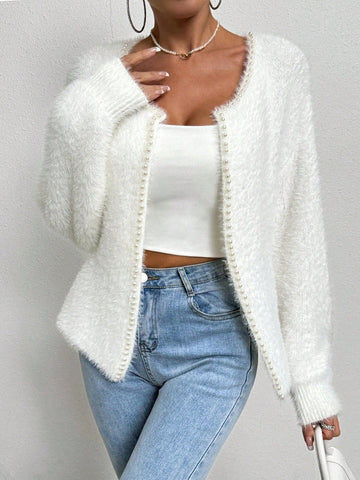 Damcardigan – Mjuk textur – Pärldetaljer – Regular fit